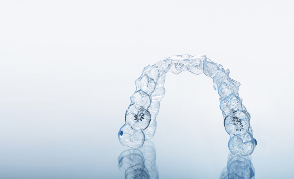 Benefits Of Using Invisible Aligners For Teeth Straightening